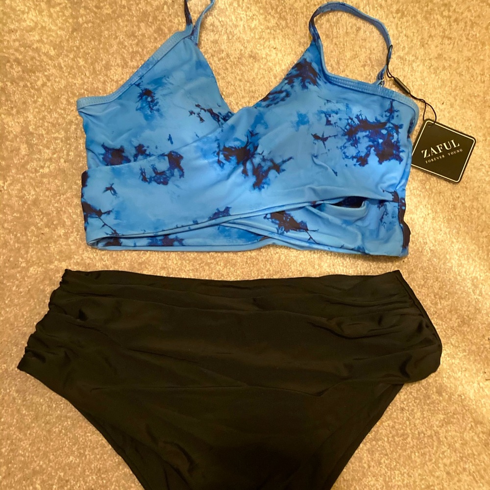 ✨NEW W/ TAGS ZAFUL high waist bikini✨